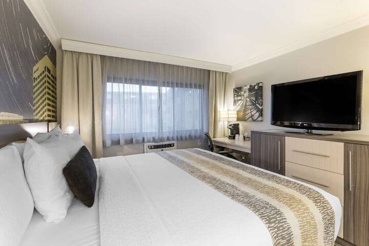 Room 17 of 73